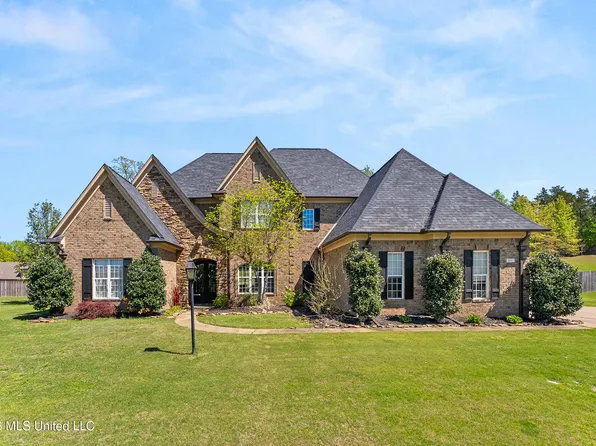 591 Shadow View Dr E, Hernando, MS 38632