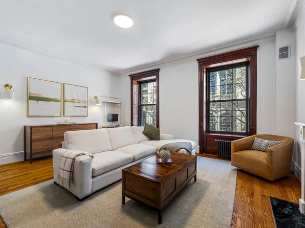 120 East 85th Street image 1 of 15