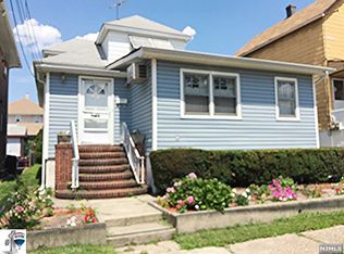 88 Pink St, Hackensack, NJ 07601