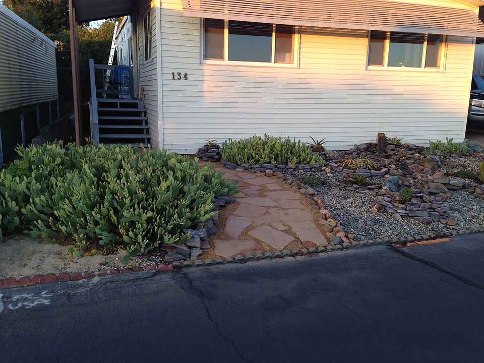 1st image of 134 Sycamore Pkwy
