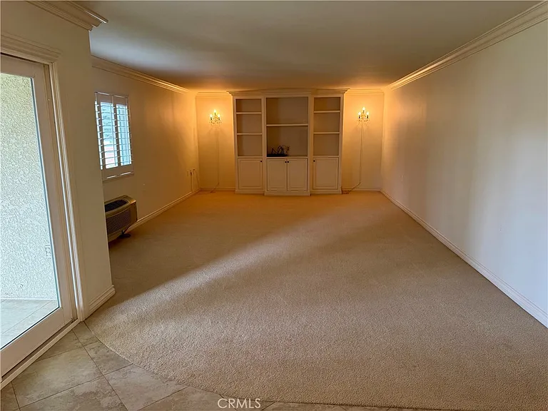 5510 Paseo Del Lago W #2B — Photo 7