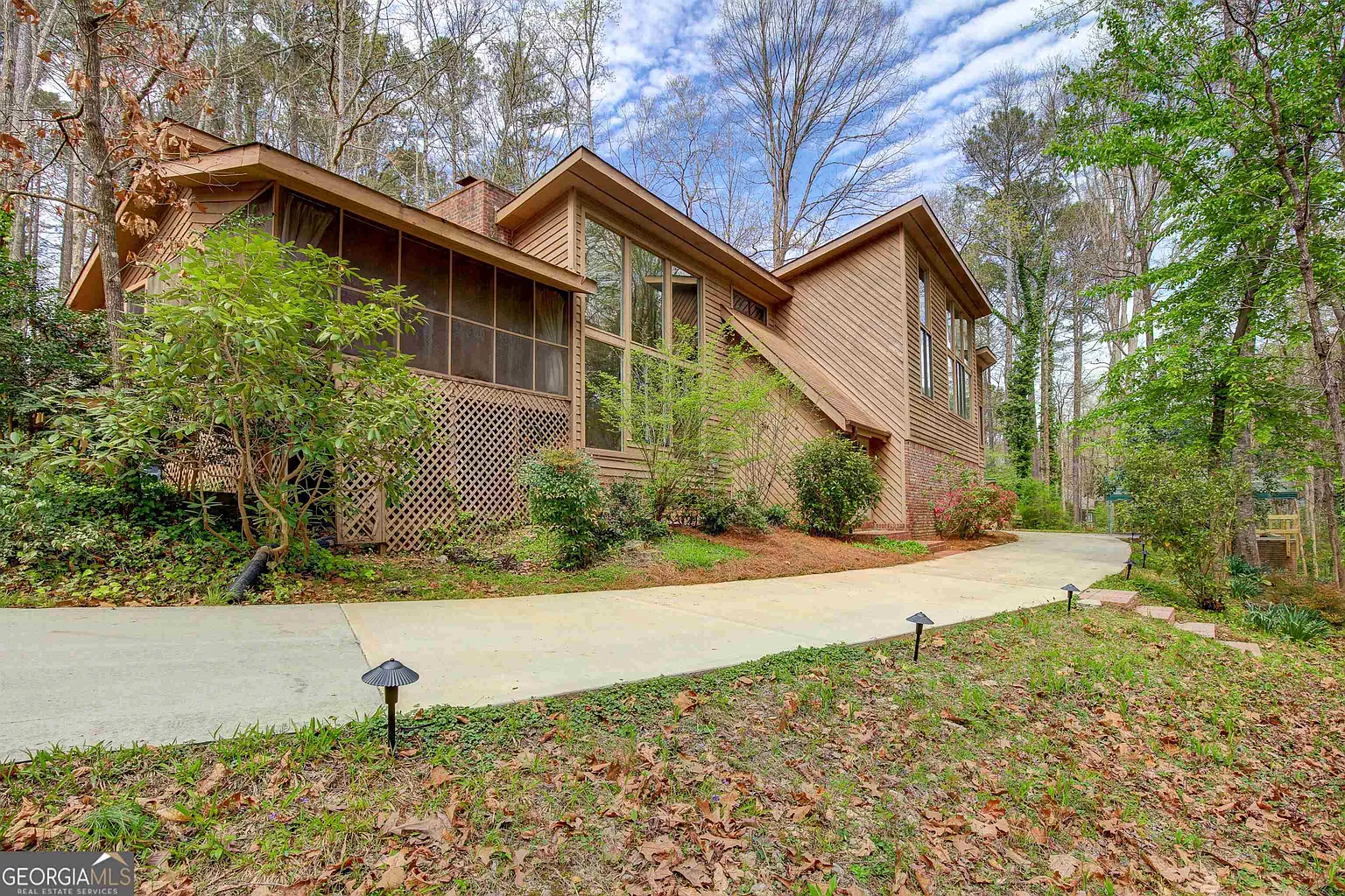 150 Grande Ct photo 1