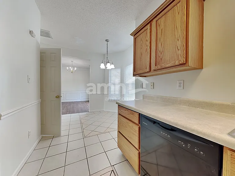 214 Long Creek Pkwy — Photo 4