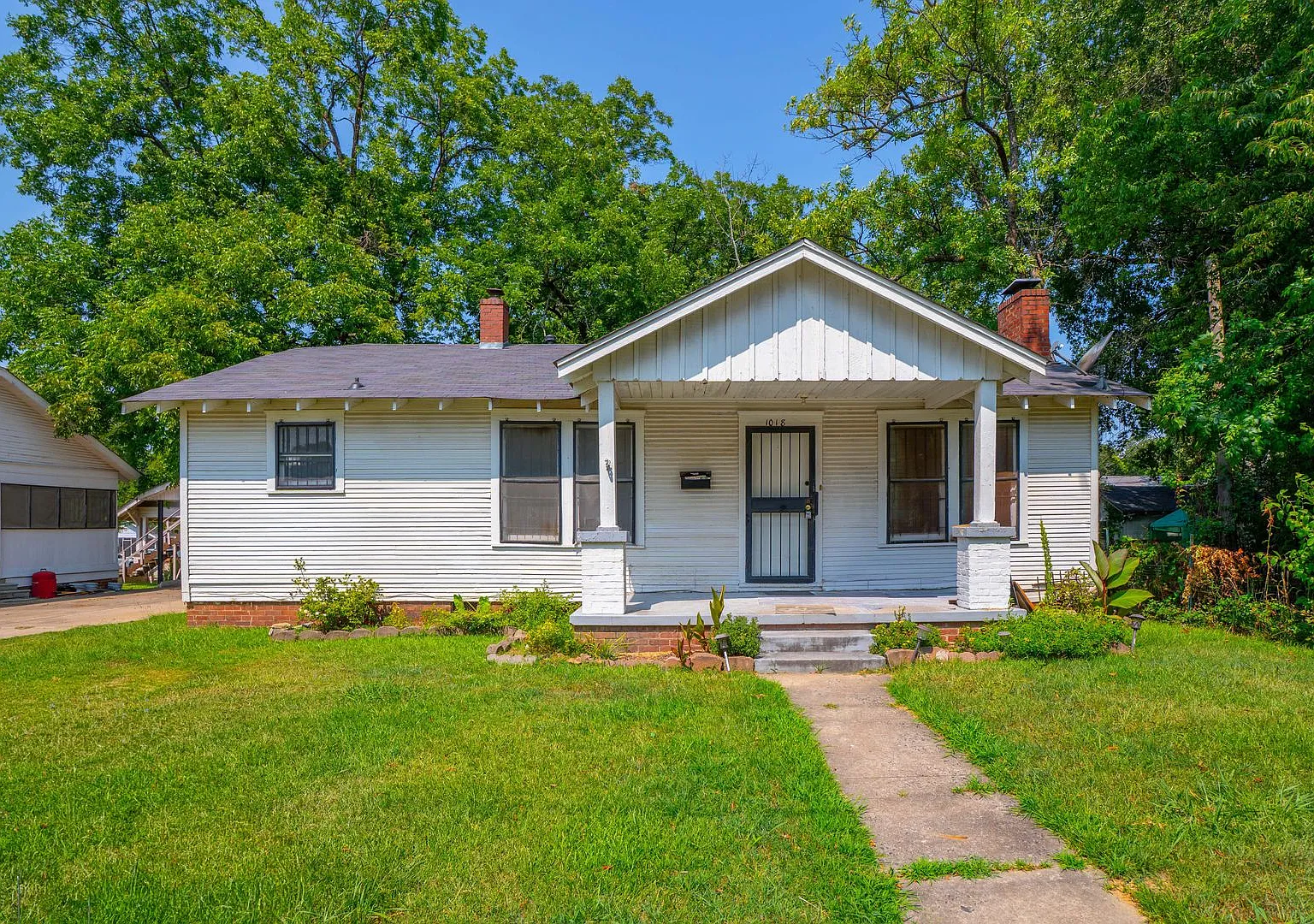 Updated 2 bedroom home in Central Little Rock — Photo 1