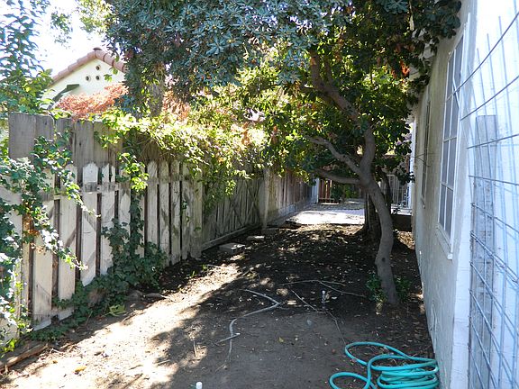 4th image of 655 E Carmen Ave