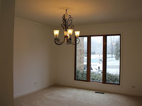 4th image of 3824 Parador Dr