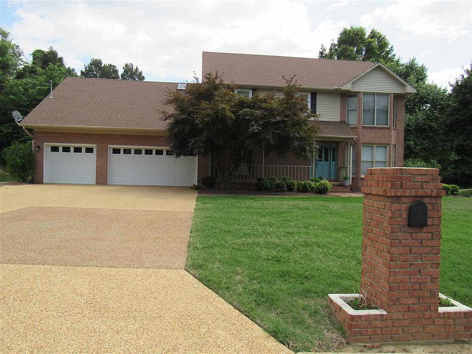 1st image of 1325 Melissa Ln