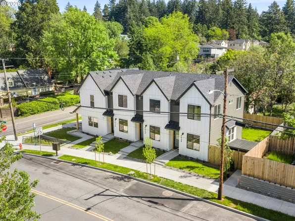 4538 SW Garden Home Rd, Portland, OR 97219