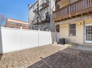 133 Lafayette St APT 1R, Jersey City, NJ 07304