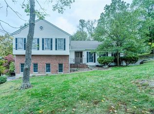 192 Pine Tree Rd, Monroe, NY 10950