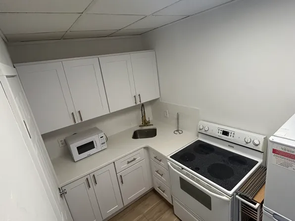 126 W Andrews Ave APT 2, Wildwood, NJ 08260