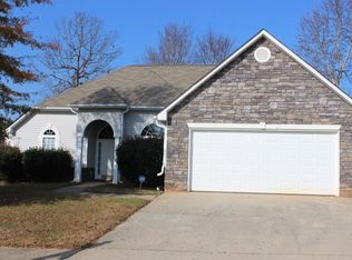 355 Sapphire Bnd, Riverdale, GA 30296