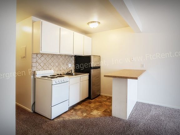 4th image of 2008 W Plum St APT 3C