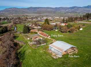 273 Theo Dr, Talent, OR 97540