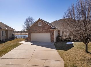 2281 N Lakeway Ct, Wichita, KS 67205