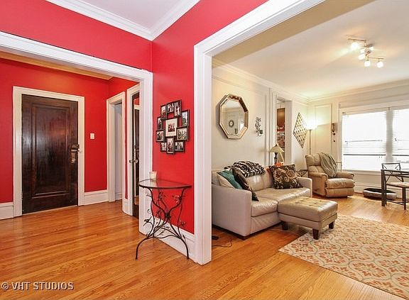 3rd image of 228 N Oak Park Ave #2S