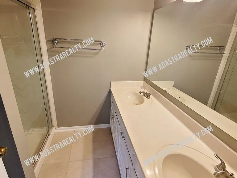 14801 W 123rd Ter — Photo 11