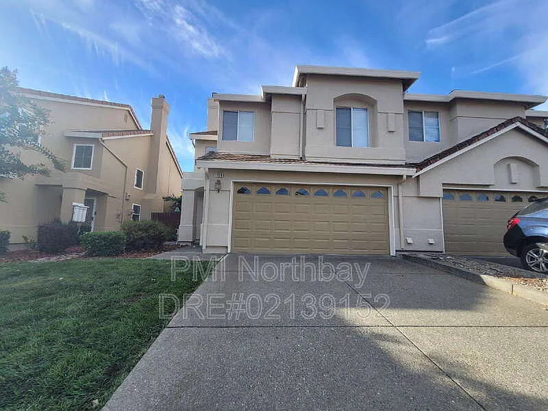1109 Syracuse Cir