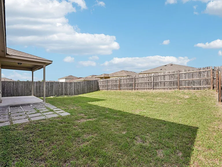 9209 Bowfield Dr — Photo 34