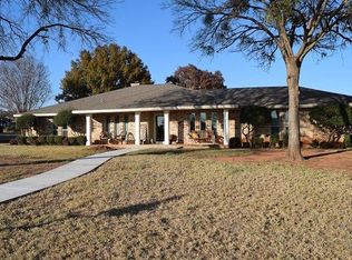 1600 Wagon Wheel St, Iowa Park, TX 76367