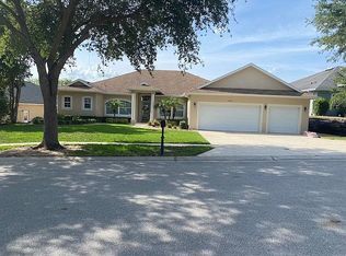 9628 Spring Lake Dr, Clermont, FL 34711