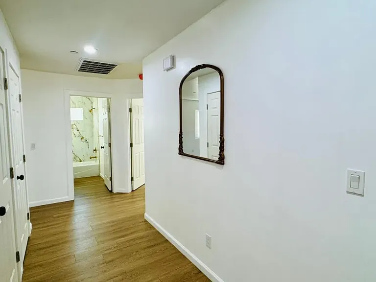 801 S Oleander Ave — Photo 6