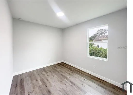 17355 Bly Ave — Photo 8