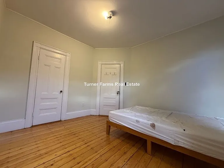 108 Central St #3F — Photo 13