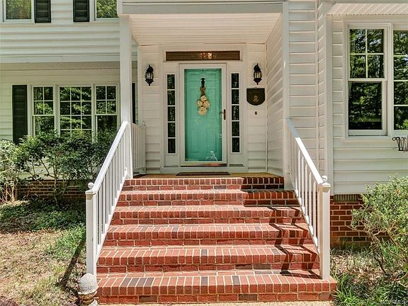 4th image of 1720 Norwood Creek Way