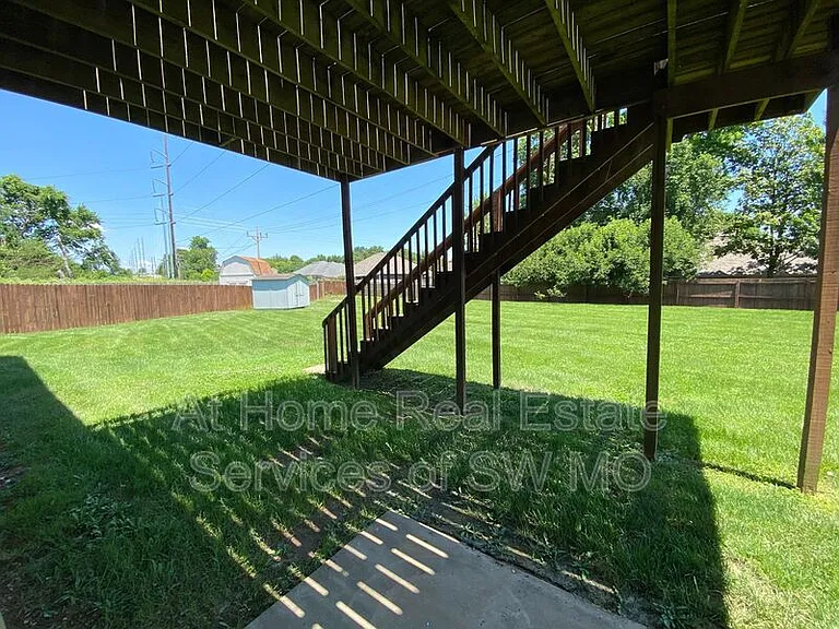 3551 E Woodside St — Photo 10