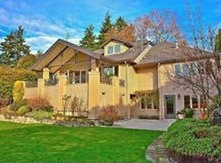 9421 Lake Washington Blvd NE, Bellevue, WA 98004