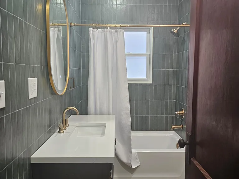 1320 N Olney St — Photo 22