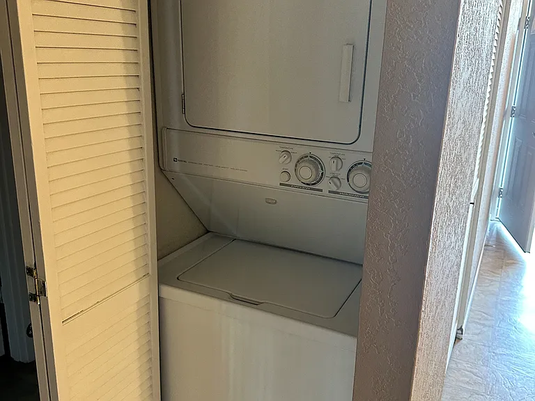 325 Suppiger Way — Photo 8