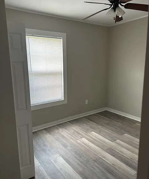 516 Obar St SW — Photo 11