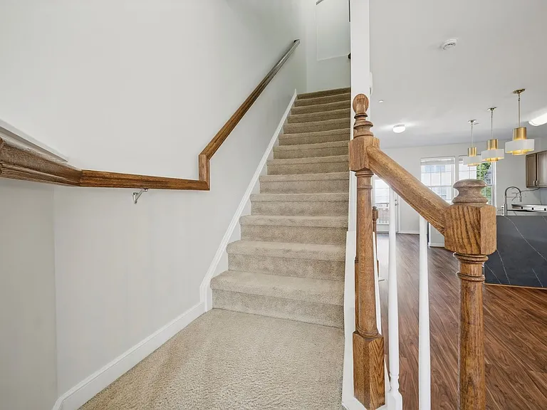 64 Transit Ln — Photo 21