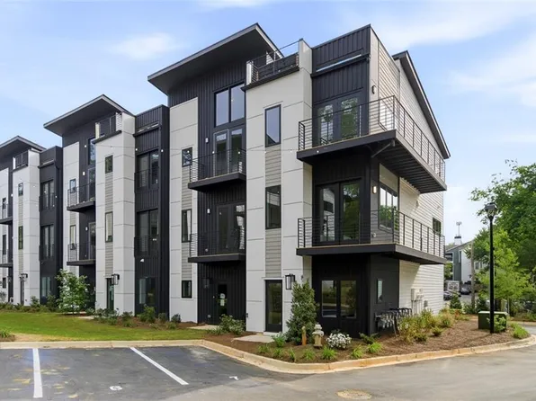 1198 Penny Ln, Atlanta, GA 30329