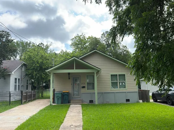213 N Holly Ave, Sherman, TX 75092