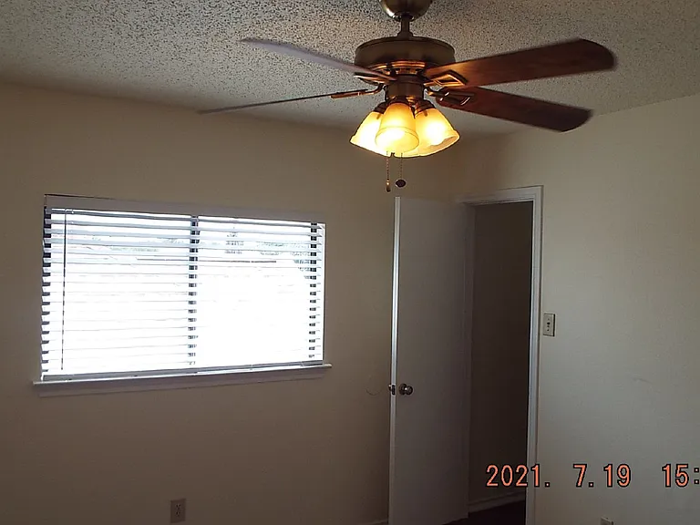 6311 Encanto Point Dr — Photo 17