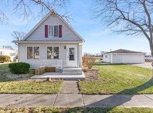 402 Center St, Mazon, IL 60444