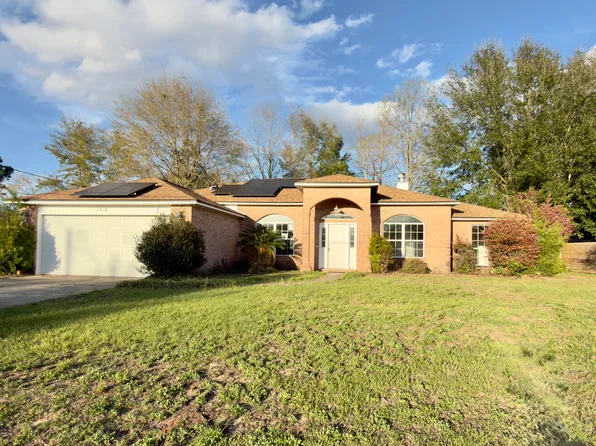1214 Northview Dr, Crestview, FL 32536