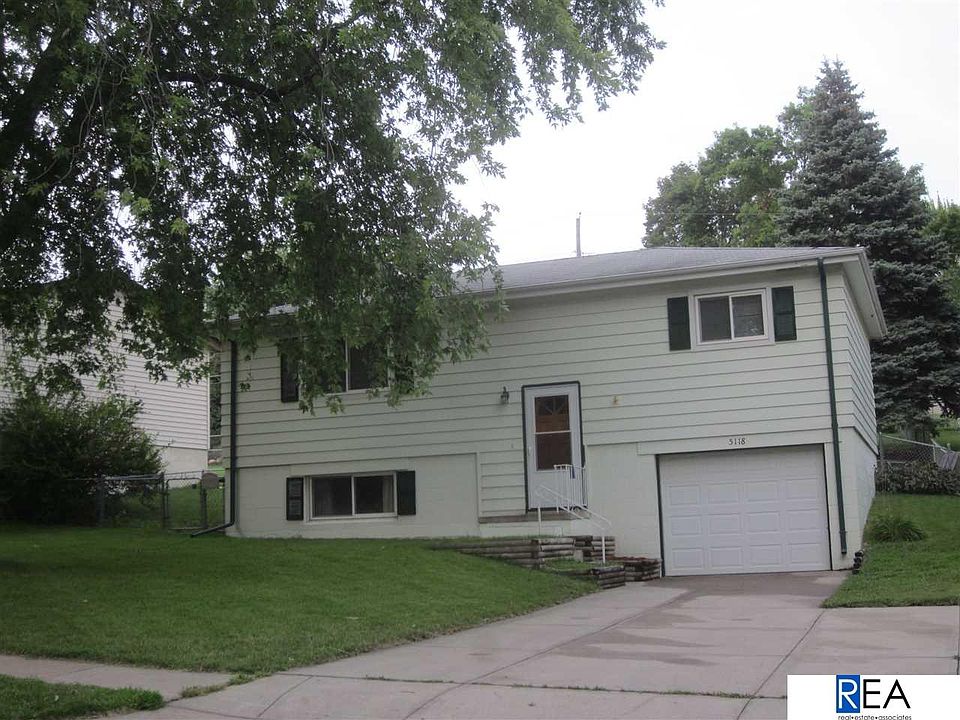1st image of 5118 N 93rd Ave