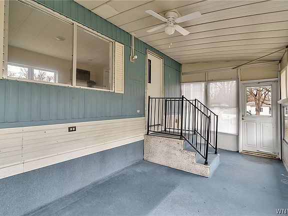 4th image of 19 Lakewood Vlg