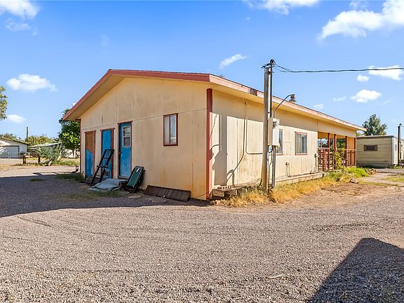 4th image of 2088 E Hackamore Drive