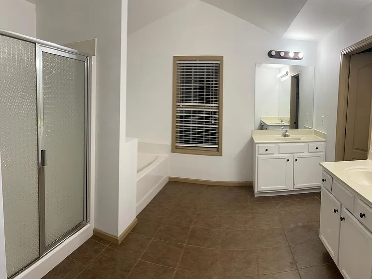 3205 Hampton Bay Cv — Photo 10