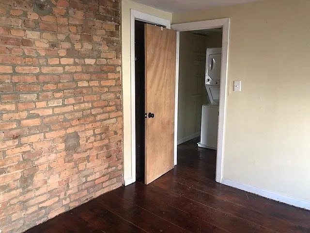 74 Sussex Ave — Photo 10
