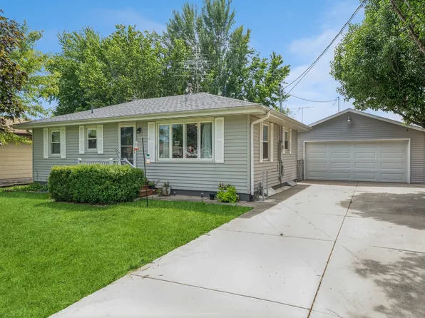 10173 S 34th Ave W, Colfax, IA 50054