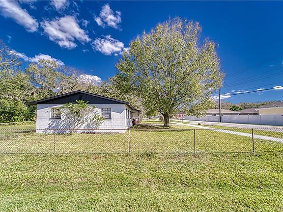 3rd image of 519 W Alamo Dr