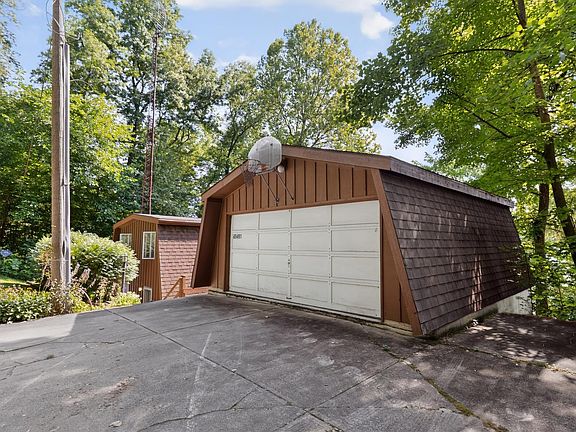 5th image of 65491 North Dr