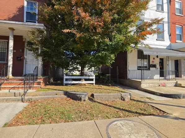 725 N 40th St, Philadelphia, PA 19104