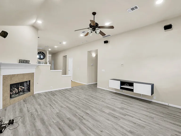 629 Rosarita Rd — Photo 27